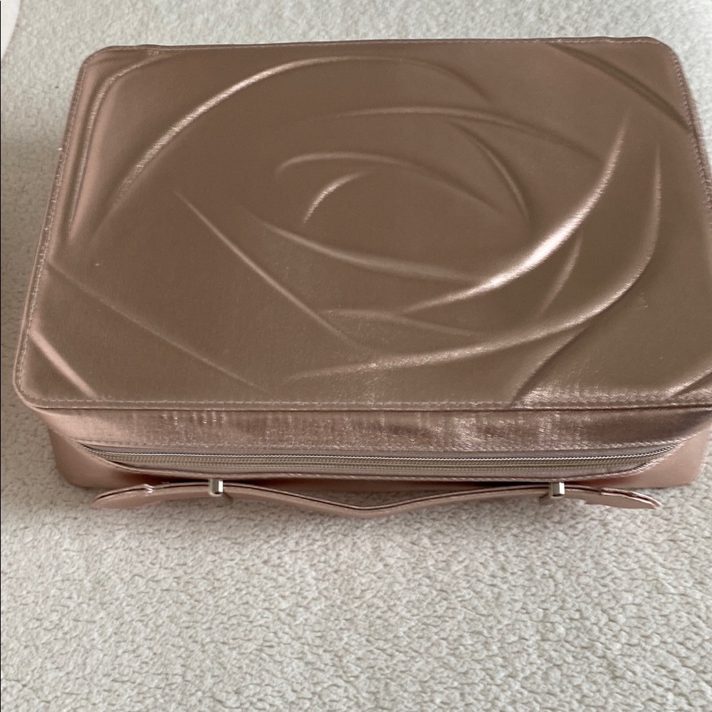 New Lancome light pink cosmetic bag. Case with Embossed Floral Design - Picture 5 of 6